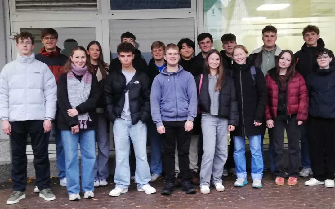 Geschichte zum Greifen nahe – Besuch im Stadtarchiv Montabaur