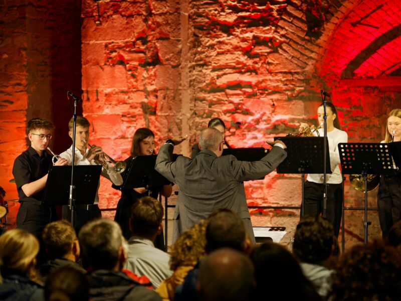 Blechbläser Schulen musizieren Begegnungskonzert Sayner Hütte